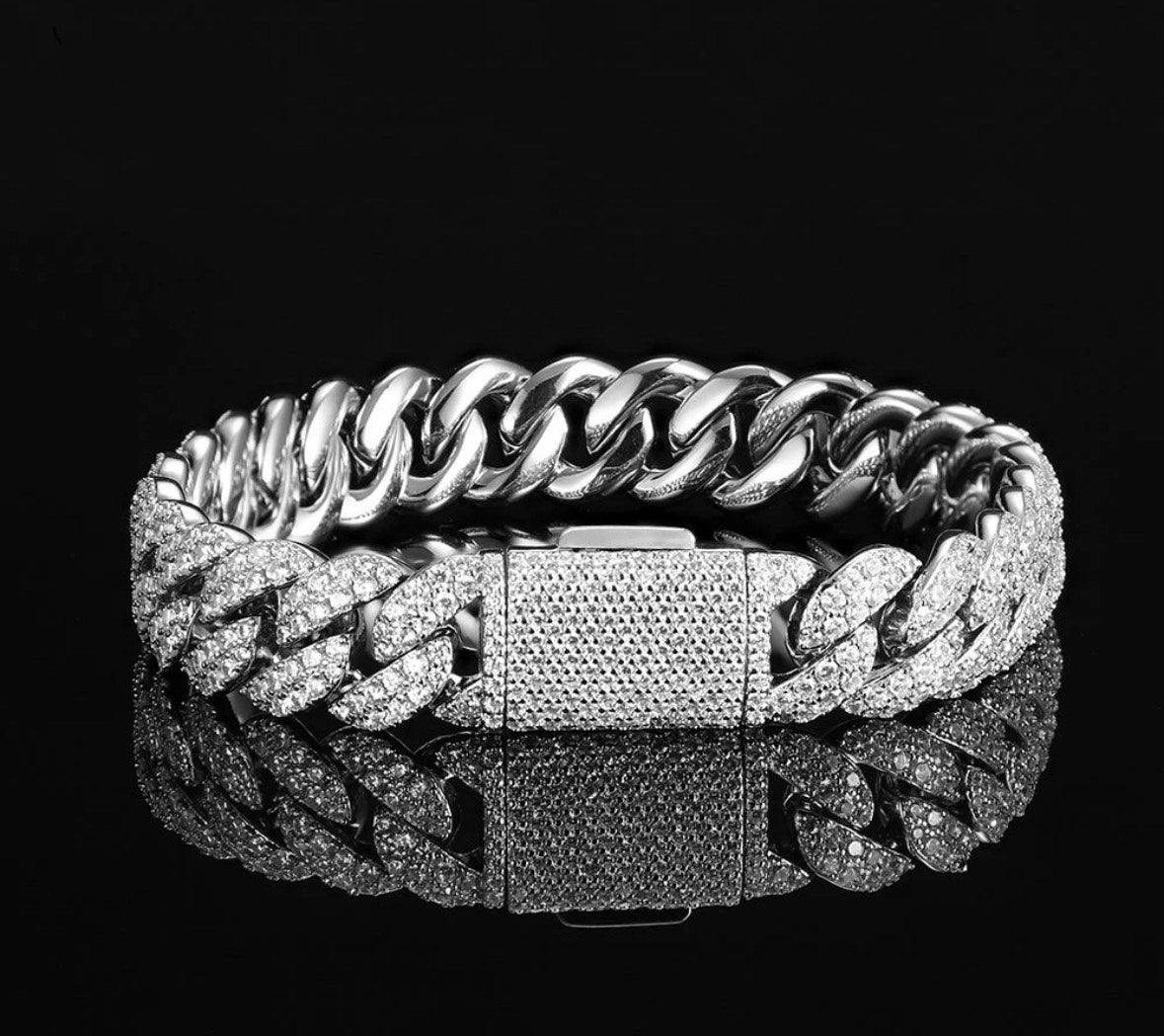 6MM MOISSANITE DIAMOND CUBAN BRACELET in 18K GOLD