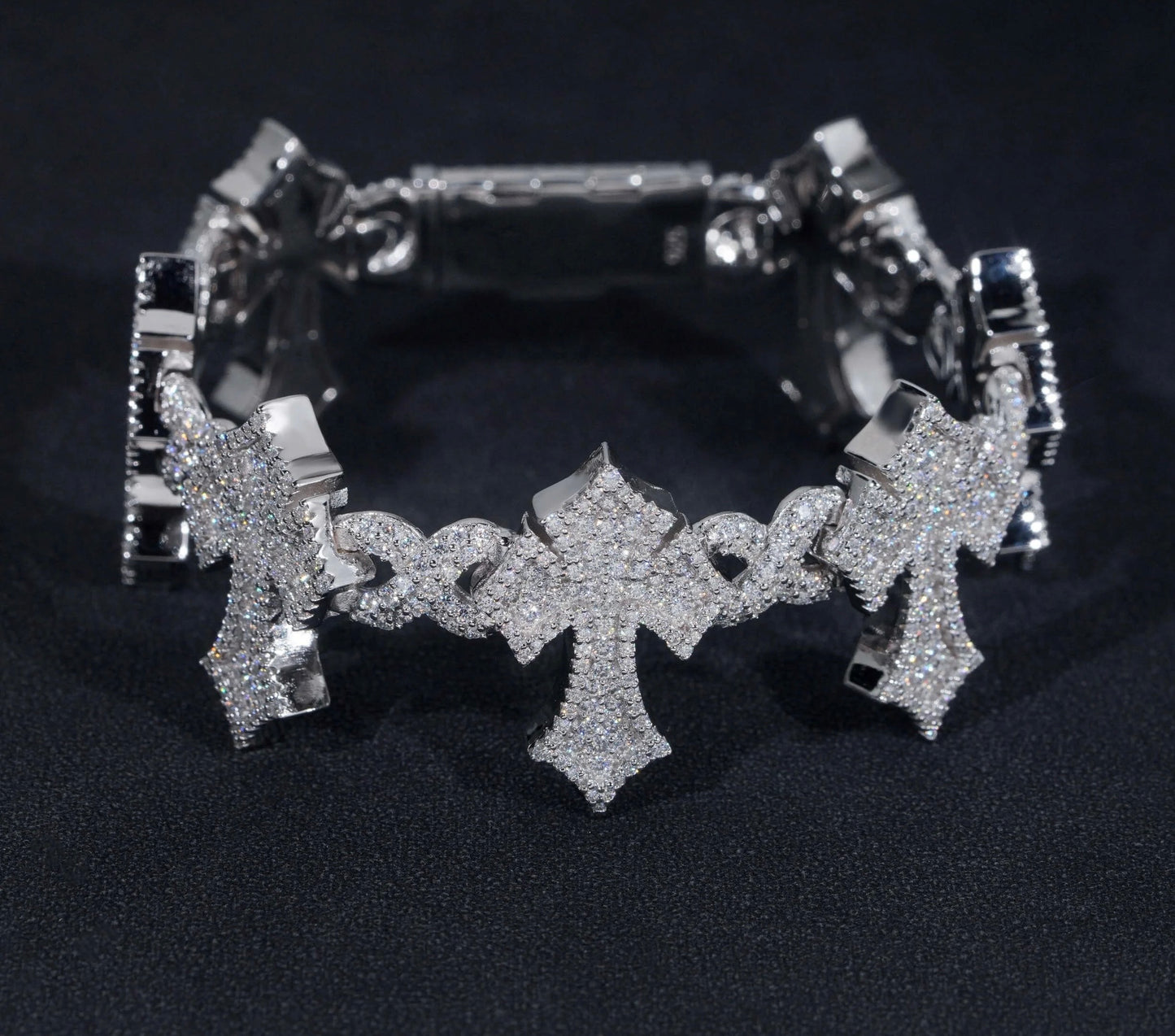 CROSS INFINITY VVS MOISSANITE BRACELET