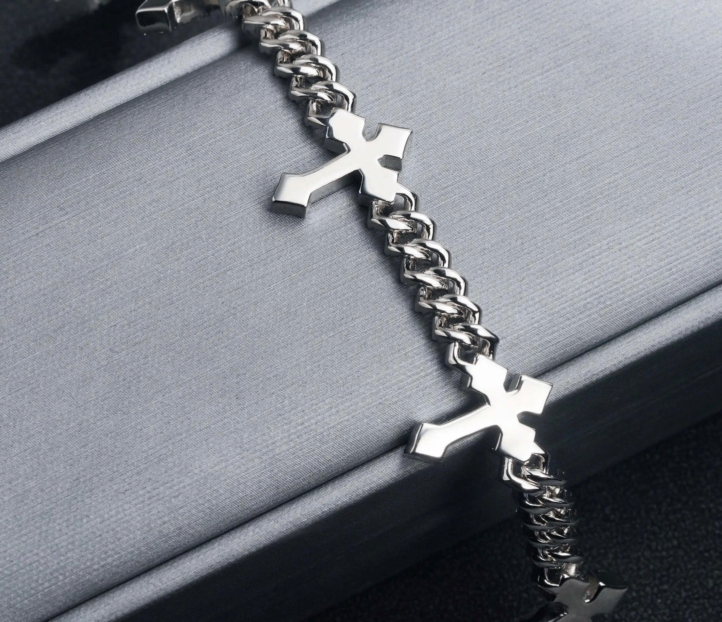 6MM ICED OUT CUBAN CROSS BRACELET