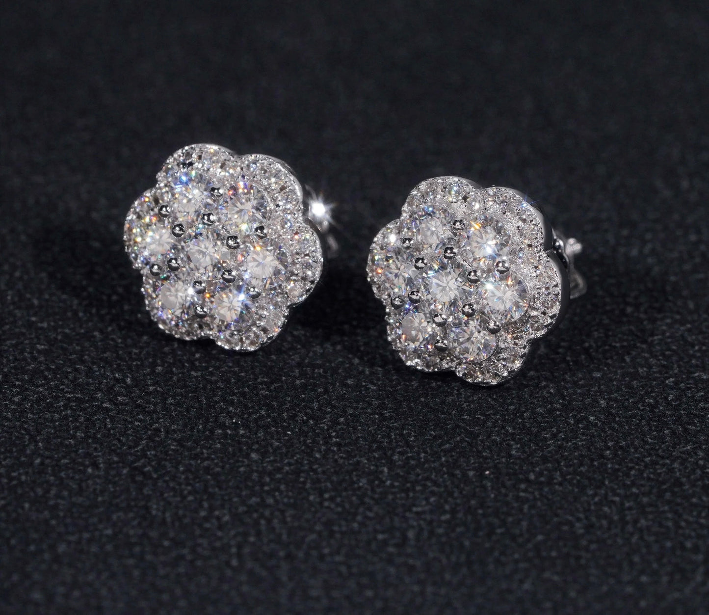 VVS CLUSTER MOISSANITE STUD EARRINGS